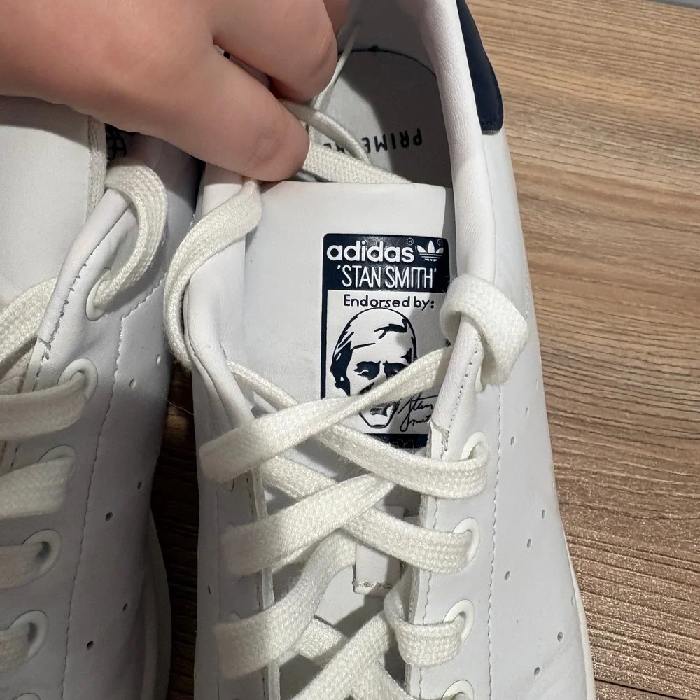 Adidas Classic Stan Smith Sneakers Mens White Size 9.5 Navy Blue Low Top Shoes